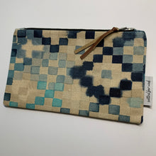 Load image into Gallery viewer, Small Clutch - Tapestry in Sea Blue
