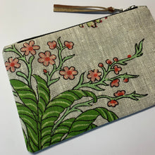 Load image into Gallery viewer, Coin Purse - Darjeeling Alstromeria
